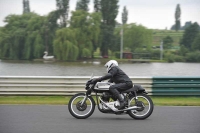 Mallory-park-Leicestershire;Mallory-park-photographs;Motorcycle-action-photographs;classic-bikes;event-digital-images;eventdigitalimages;mallory-park;no-limits-trackday;peter-wileman-photography;vintage-bikes;vintage-motorcycles;vmcc-festival-1000-bikes