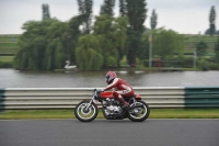 Mallory-park-Leicestershire;Mallory-park-photographs;Motorcycle-action-photographs;classic-bikes;event-digital-images;eventdigitalimages;mallory-park;no-limits-trackday;peter-wileman-photography;vintage-bikes;vintage-motorcycles;vmcc-festival-1000-bikes