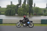 Mallory-park-Leicestershire;Mallory-park-photographs;Motorcycle-action-photographs;classic-bikes;event-digital-images;eventdigitalimages;mallory-park;no-limits-trackday;peter-wileman-photography;vintage-bikes;vintage-motorcycles;vmcc-festival-1000-bikes