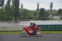 Mallory-park-Leicestershire;Mallory-park-photographs;Motorcycle-action-photographs;classic-bikes;event-digital-images;eventdigitalimages;mallory-park;no-limits-trackday;peter-wileman-photography;vintage-bikes;vintage-motorcycles;vmcc-festival-1000-bikes