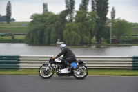 Mallory-park-Leicestershire;Mallory-park-photographs;Motorcycle-action-photographs;classic-bikes;event-digital-images;eventdigitalimages;mallory-park;no-limits-trackday;peter-wileman-photography;vintage-bikes;vintage-motorcycles;vmcc-festival-1000-bikes