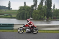 Mallory-park-Leicestershire;Mallory-park-photographs;Motorcycle-action-photographs;classic-bikes;event-digital-images;eventdigitalimages;mallory-park;no-limits-trackday;peter-wileman-photography;vintage-bikes;vintage-motorcycles;vmcc-festival-1000-bikes