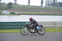 Mallory-park-Leicestershire;Mallory-park-photographs;Motorcycle-action-photographs;classic-bikes;event-digital-images;eventdigitalimages;mallory-park;no-limits-trackday;peter-wileman-photography;vintage-bikes;vintage-motorcycles;vmcc-festival-1000-bikes