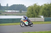 Mallory-park-Leicestershire;Mallory-park-photographs;Motorcycle-action-photographs;classic-bikes;event-digital-images;eventdigitalimages;mallory-park;no-limits-trackday;peter-wileman-photography;vintage-bikes;vintage-motorcycles;vmcc-festival-1000-bikes