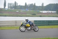 Mallory-park-Leicestershire;Mallory-park-photographs;Motorcycle-action-photographs;classic-bikes;event-digital-images;eventdigitalimages;mallory-park;no-limits-trackday;peter-wileman-photography;vintage-bikes;vintage-motorcycles;vmcc-festival-1000-bikes