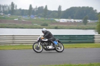 Mallory-park-Leicestershire;Mallory-park-photographs;Motorcycle-action-photographs;classic-bikes;event-digital-images;eventdigitalimages;mallory-park;no-limits-trackday;peter-wileman-photography;vintage-bikes;vintage-motorcycles;vmcc-festival-1000-bikes