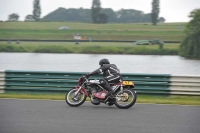Mallory-park-Leicestershire;Mallory-park-photographs;Motorcycle-action-photographs;classic-bikes;event-digital-images;eventdigitalimages;mallory-park;no-limits-trackday;peter-wileman-photography;vintage-bikes;vintage-motorcycles;vmcc-festival-1000-bikes