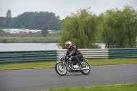 Mallory-park-Leicestershire;Mallory-park-photographs;Motorcycle-action-photographs;classic-bikes;event-digital-images;eventdigitalimages;mallory-park;no-limits-trackday;peter-wileman-photography;vintage-bikes;vintage-motorcycles;vmcc-festival-1000-bikes