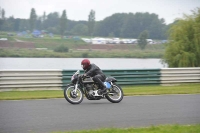 Mallory-park-Leicestershire;Mallory-park-photographs;Motorcycle-action-photographs;classic-bikes;event-digital-images;eventdigitalimages;mallory-park;no-limits-trackday;peter-wileman-photography;vintage-bikes;vintage-motorcycles;vmcc-festival-1000-bikes