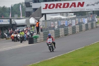 Mallory-park-Leicestershire;Mallory-park-photographs;Motorcycle-action-photographs;classic-bikes;event-digital-images;eventdigitalimages;mallory-park;no-limits-trackday;peter-wileman-photography;vintage-bikes;vintage-motorcycles;vmcc-festival-1000-bikes