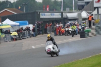 Mallory-park-Leicestershire;Mallory-park-photographs;Motorcycle-action-photographs;classic-bikes;event-digital-images;eventdigitalimages;mallory-park;no-limits-trackday;peter-wileman-photography;vintage-bikes;vintage-motorcycles;vmcc-festival-1000-bikes