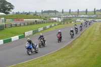 Mallory-park-Leicestershire;Mallory-park-photographs;Motorcycle-action-photographs;classic-bikes;event-digital-images;eventdigitalimages;mallory-park;no-limits-trackday;peter-wileman-photography;vintage-bikes;vintage-motorcycles;vmcc-festival-1000-bikes