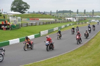 Mallory-park-Leicestershire;Mallory-park-photographs;Motorcycle-action-photographs;classic-bikes;event-digital-images;eventdigitalimages;mallory-park;no-limits-trackday;peter-wileman-photography;vintage-bikes;vintage-motorcycles;vmcc-festival-1000-bikes