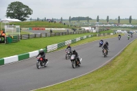 Mallory-park-Leicestershire;Mallory-park-photographs;Motorcycle-action-photographs;classic-bikes;event-digital-images;eventdigitalimages;mallory-park;no-limits-trackday;peter-wileman-photography;vintage-bikes;vintage-motorcycles;vmcc-festival-1000-bikes