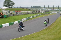 Mallory-park-Leicestershire;Mallory-park-photographs;Motorcycle-action-photographs;classic-bikes;event-digital-images;eventdigitalimages;mallory-park;no-limits-trackday;peter-wileman-photography;vintage-bikes;vintage-motorcycles;vmcc-festival-1000-bikes