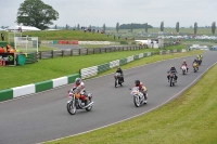 Mallory-park-Leicestershire;Mallory-park-photographs;Motorcycle-action-photographs;classic-bikes;event-digital-images;eventdigitalimages;mallory-park;no-limits-trackday;peter-wileman-photography;vintage-bikes;vintage-motorcycles;vmcc-festival-1000-bikes