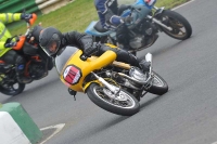 Mallory-park-Leicestershire;Mallory-park-photographs;Motorcycle-action-photographs;classic-bikes;event-digital-images;eventdigitalimages;mallory-park;no-limits-trackday;peter-wileman-photography;vintage-bikes;vintage-motorcycles;vmcc-festival-1000-bikes