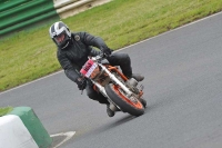 Mallory-park-Leicestershire;Mallory-park-photographs;Motorcycle-action-photographs;classic-bikes;event-digital-images;eventdigitalimages;mallory-park;no-limits-trackday;peter-wileman-photography;vintage-bikes;vintage-motorcycles;vmcc-festival-1000-bikes