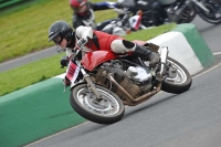 Mallory-park-Leicestershire;Mallory-park-photographs;Motorcycle-action-photographs;classic-bikes;event-digital-images;eventdigitalimages;mallory-park;no-limits-trackday;peter-wileman-photography;vintage-bikes;vintage-motorcycles;vmcc-festival-1000-bikes