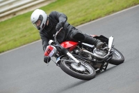 Mallory-park-Leicestershire;Mallory-park-photographs;Motorcycle-action-photographs;classic-bikes;event-digital-images;eventdigitalimages;mallory-park;no-limits-trackday;peter-wileman-photography;vintage-bikes;vintage-motorcycles;vmcc-festival-1000-bikes