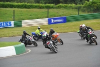 Mallory-park-Leicestershire;Mallory-park-photographs;Motorcycle-action-photographs;classic-bikes;event-digital-images;eventdigitalimages;mallory-park;no-limits-trackday;peter-wileman-photography;vintage-bikes;vintage-motorcycles;vmcc-festival-1000-bikes