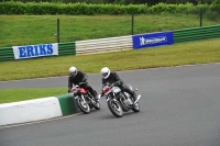 Mallory-park-Leicestershire;Mallory-park-photographs;Motorcycle-action-photographs;classic-bikes;event-digital-images;eventdigitalimages;mallory-park;no-limits-trackday;peter-wileman-photography;vintage-bikes;vintage-motorcycles;vmcc-festival-1000-bikes