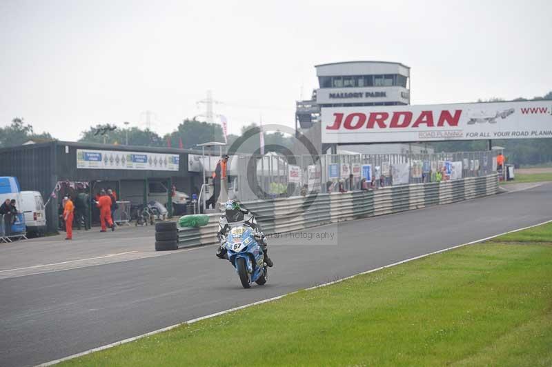 Mallory park Leicestershire;Mallory park photographs;Motorcycle action photographs;classic bikes;event digital images;eventdigitalimages;mallory park;no limits trackday;peter wileman photography;vintage bikes;vintage motorcycles;vmcc festival 1000 bikes