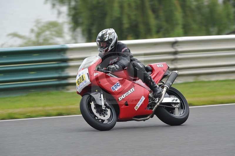 Mallory park Leicestershire;Mallory park photographs;Motorcycle action photographs;classic bikes;event digital images;eventdigitalimages;mallory park;no limits trackday;peter wileman photography;vintage bikes;vintage motorcycles;vmcc festival 1000 bikes