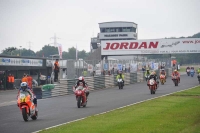 Mallory-park-Leicestershire;Mallory-park-photographs;Motorcycle-action-photographs;classic-bikes;event-digital-images;eventdigitalimages;mallory-park;no-limits-trackday;peter-wileman-photography;vintage-bikes;vintage-motorcycles;vmcc-festival-1000-bikes