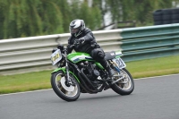 Mallory-park-Leicestershire;Mallory-park-photographs;Motorcycle-action-photographs;classic-bikes;event-digital-images;eventdigitalimages;mallory-park;no-limits-trackday;peter-wileman-photography;vintage-bikes;vintage-motorcycles;vmcc-festival-1000-bikes