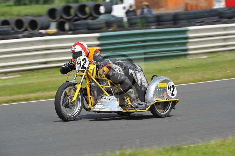 Mallory park Leicestershire;Mallory park photographs;Motorcycle action photographs;classic bikes;event digital images;eventdigitalimages;mallory park;no limits trackday;peter wileman photography;vintage bikes;vintage motorcycles;vmcc festival 1000 bikes