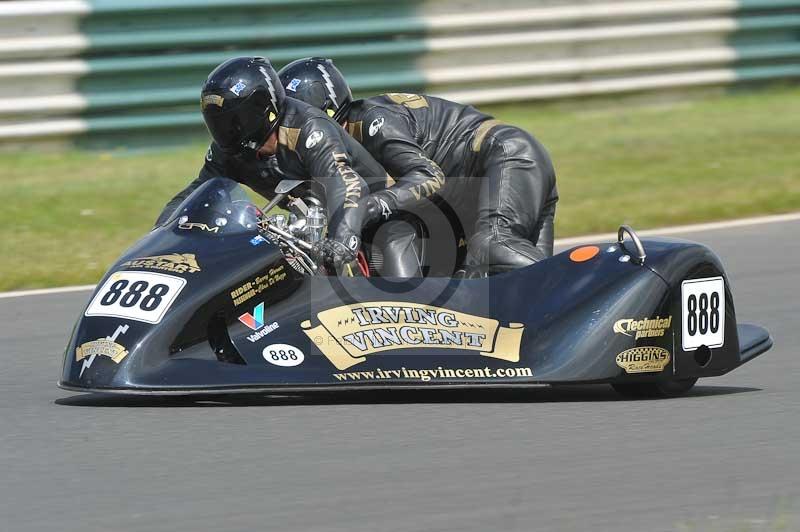 Mallory park Leicestershire;Mallory park photographs;Motorcycle action photographs;classic bikes;event digital images;eventdigitalimages;mallory park;no limits trackday;peter wileman photography;vintage bikes;vintage motorcycles;vmcc festival 1000 bikes