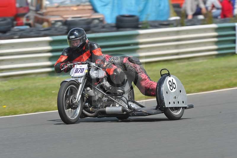 Mallory park Leicestershire;Mallory park photographs;Motorcycle action photographs;classic bikes;event digital images;eventdigitalimages;mallory park;no limits trackday;peter wileman photography;vintage bikes;vintage motorcycles;vmcc festival 1000 bikes