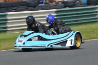 Mallory-park-Leicestershire;Mallory-park-photographs;Motorcycle-action-photographs;classic-bikes;event-digital-images;eventdigitalimages;mallory-park;no-limits-trackday;peter-wileman-photography;vintage-bikes;vintage-motorcycles;vmcc-festival-1000-bikes