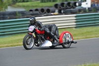 Mallory-park-Leicestershire;Mallory-park-photographs;Motorcycle-action-photographs;classic-bikes;event-digital-images;eventdigitalimages;mallory-park;no-limits-trackday;peter-wileman-photography;vintage-bikes;vintage-motorcycles;vmcc-festival-1000-bikes