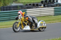 Mallory-park-Leicestershire;Mallory-park-photographs;Motorcycle-action-photographs;classic-bikes;event-digital-images;eventdigitalimages;mallory-park;no-limits-trackday;peter-wileman-photography;vintage-bikes;vintage-motorcycles;vmcc-festival-1000-bikes