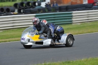 Mallory-park-Leicestershire;Mallory-park-photographs;Motorcycle-action-photographs;classic-bikes;event-digital-images;eventdigitalimages;mallory-park;no-limits-trackday;peter-wileman-photography;vintage-bikes;vintage-motorcycles;vmcc-festival-1000-bikes