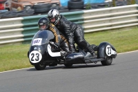 Mallory-park-Leicestershire;Mallory-park-photographs;Motorcycle-action-photographs;classic-bikes;event-digital-images;eventdigitalimages;mallory-park;no-limits-trackday;peter-wileman-photography;vintage-bikes;vintage-motorcycles;vmcc-festival-1000-bikes