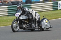 Mallory-park-Leicestershire;Mallory-park-photographs;Motorcycle-action-photographs;classic-bikes;event-digital-images;eventdigitalimages;mallory-park;no-limits-trackday;peter-wileman-photography;vintage-bikes;vintage-motorcycles;vmcc-festival-1000-bikes