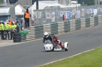 Mallory-park-Leicestershire;Mallory-park-photographs;Motorcycle-action-photographs;classic-bikes;event-digital-images;eventdigitalimages;mallory-park;no-limits-trackday;peter-wileman-photography;vintage-bikes;vintage-motorcycles;vmcc-festival-1000-bikes