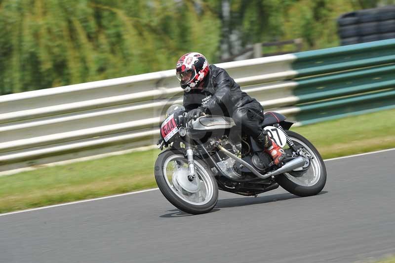 Mallory park Leicestershire;Mallory park photographs;Motorcycle action photographs;classic bikes;event digital images;eventdigitalimages;mallory park;no limits trackday;peter wileman photography;vintage bikes;vintage motorcycles;vmcc festival 1000 bikes