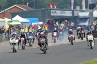 Mallory-park-Leicestershire;Mallory-park-photographs;Motorcycle-action-photographs;classic-bikes;event-digital-images;eventdigitalimages;mallory-park;no-limits-trackday;peter-wileman-photography;vintage-bikes;vintage-motorcycles;vmcc-festival-1000-bikes