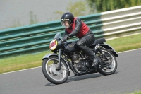 Mallory-park-Leicestershire;Mallory-park-photographs;Motorcycle-action-photographs;classic-bikes;event-digital-images;eventdigitalimages;mallory-park;no-limits-trackday;peter-wileman-photography;vintage-bikes;vintage-motorcycles;vmcc-festival-1000-bikes