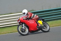 Mallory-park-Leicestershire;Mallory-park-photographs;Motorcycle-action-photographs;classic-bikes;event-digital-images;eventdigitalimages;mallory-park;no-limits-trackday;peter-wileman-photography;vintage-bikes;vintage-motorcycles;vmcc-festival-1000-bikes