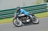 Mallory-park-Leicestershire;Mallory-park-photographs;Motorcycle-action-photographs;classic-bikes;event-digital-images;eventdigitalimages;mallory-park;no-limits-trackday;peter-wileman-photography;vintage-bikes;vintage-motorcycles;vmcc-festival-1000-bikes