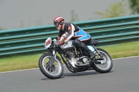 Mallory-park-Leicestershire;Mallory-park-photographs;Motorcycle-action-photographs;classic-bikes;event-digital-images;eventdigitalimages;mallory-park;no-limits-trackday;peter-wileman-photography;vintage-bikes;vintage-motorcycles;vmcc-festival-1000-bikes