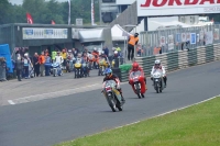 Mallory-park-Leicestershire;Mallory-park-photographs;Motorcycle-action-photographs;classic-bikes;event-digital-images;eventdigitalimages;mallory-park;no-limits-trackday;peter-wileman-photography;vintage-bikes;vintage-motorcycles;vmcc-festival-1000-bikes