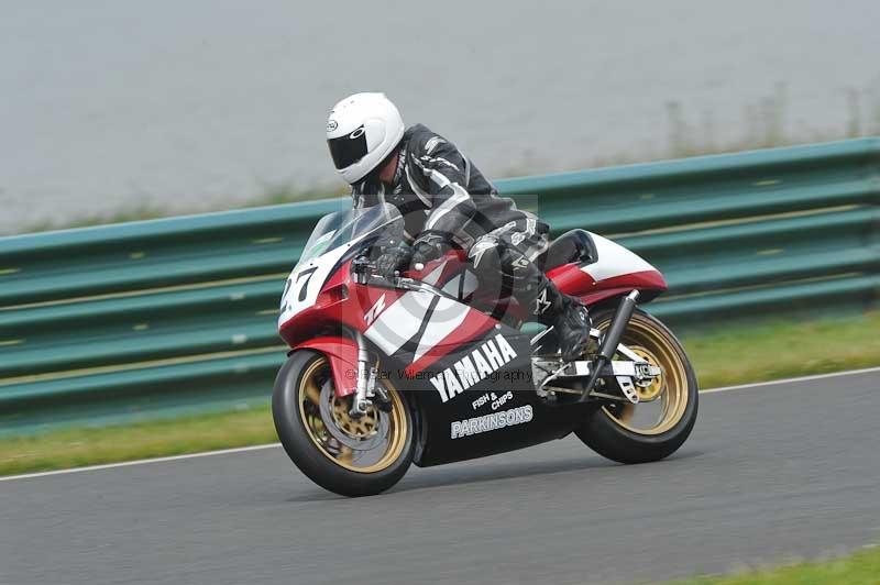 Mallory park Leicestershire;Mallory park photographs;Motorcycle action photographs;classic bikes;event digital images;eventdigitalimages;mallory park;no limits trackday;peter wileman photography;vintage bikes;vintage motorcycles;vmcc festival 1000 bikes