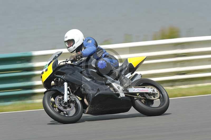 Mallory park Leicestershire;Mallory park photographs;Motorcycle action photographs;classic bikes;event digital images;eventdigitalimages;mallory park;no limits trackday;peter wileman photography;vintage bikes;vintage motorcycles;vmcc festival 1000 bikes