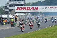 Mallory-park-Leicestershire;Mallory-park-photographs;Motorcycle-action-photographs;classic-bikes;event-digital-images;eventdigitalimages;mallory-park;no-limits-trackday;peter-wileman-photography;vintage-bikes;vintage-motorcycles;vmcc-festival-1000-bikes